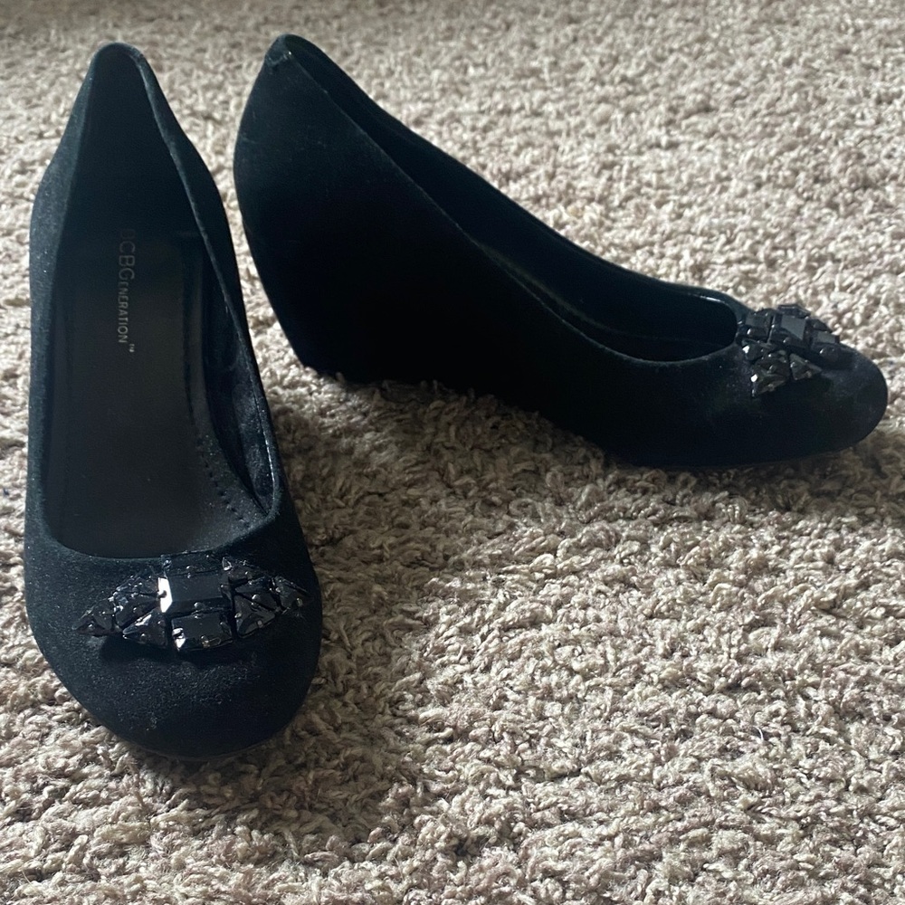 BCBGeneration Black Wedge Shoes with Elegant Design